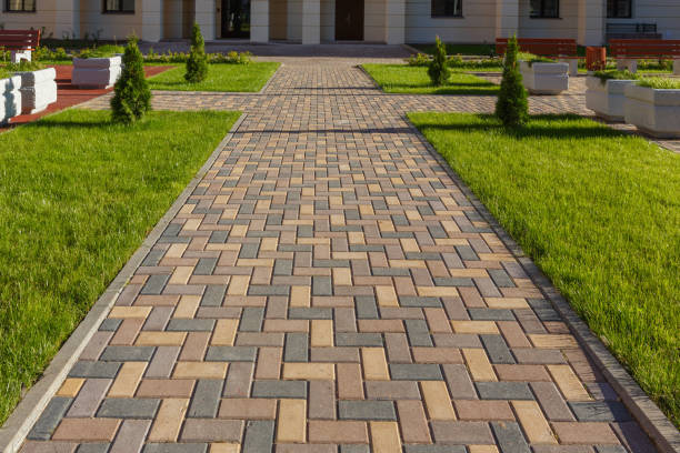 Best Interlocking Driveway Pavers  in La Crosse, WI